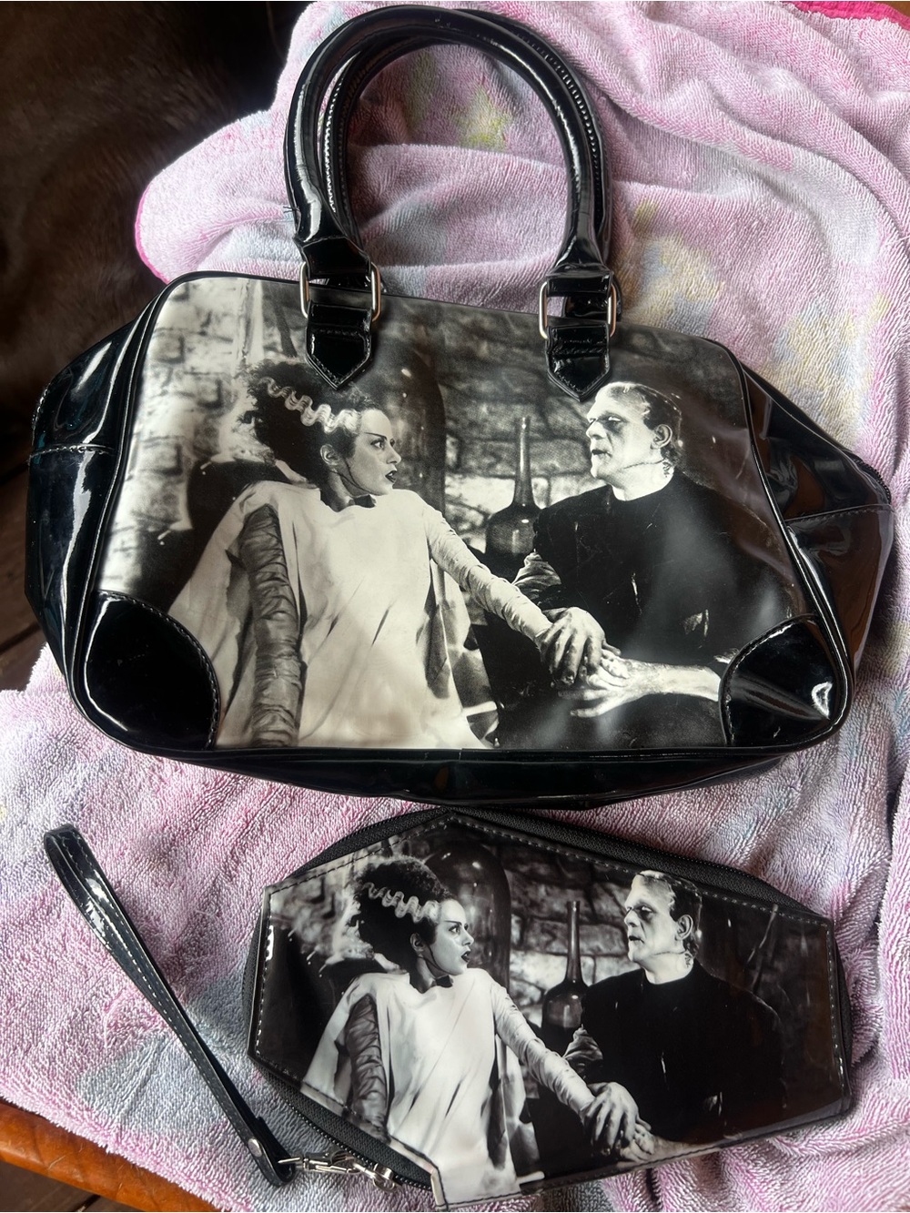 Black Patent Toiletry Bag Set with Classic Horror Print - Unbranded Rock Rebel